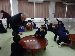 カードゲーム中