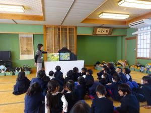 紙芝居後の説明