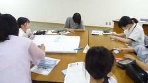考え中