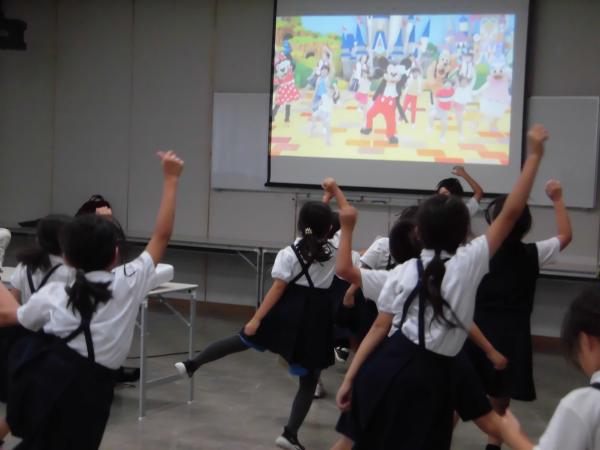 ダンスのようす
